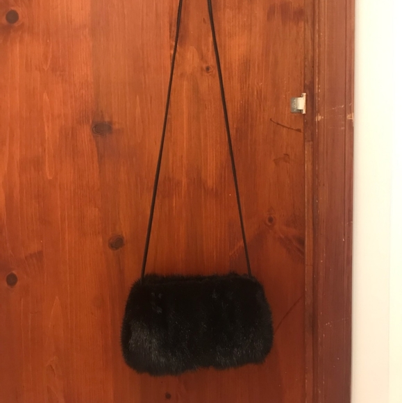REAL RECYCLED FUR shoulder bag - Picture 2 of 3